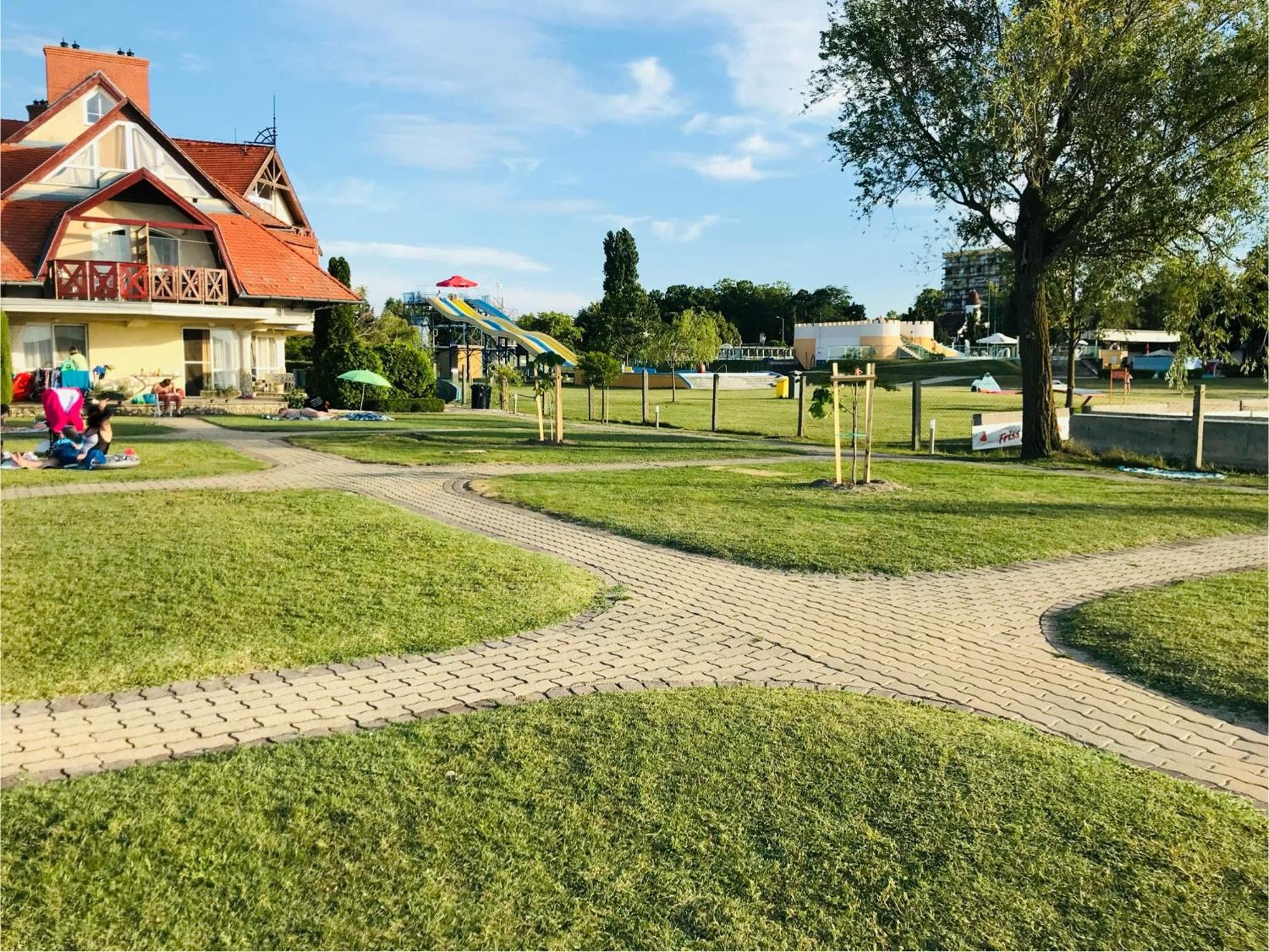 Karoly Apartment Balatonlelle